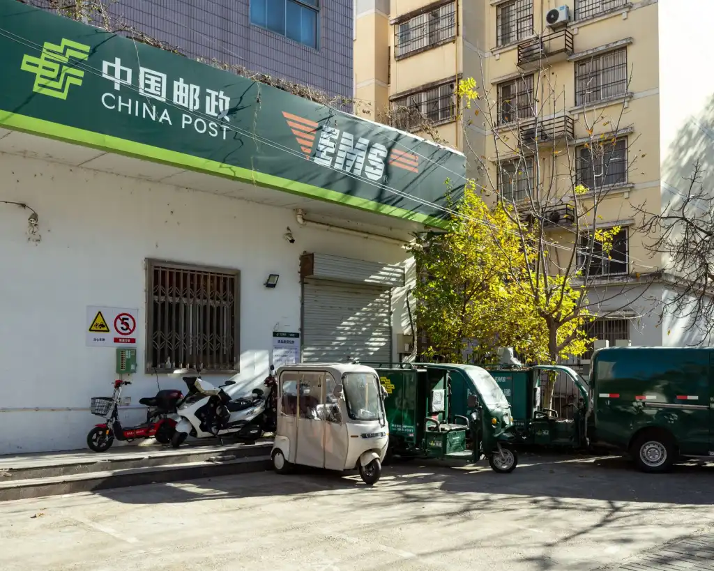 济宁艺祥石雕厂:传统石雕艺术在现代园林景观中的工艺应用解析